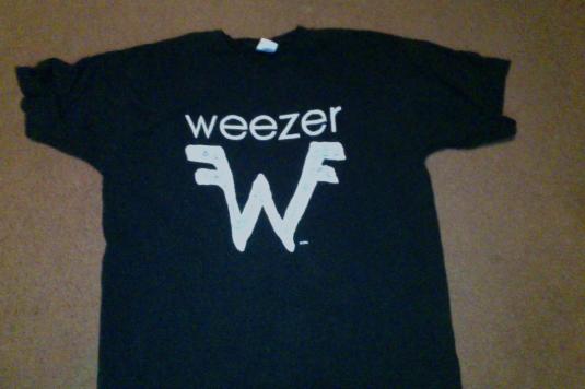 weezer kids shirt