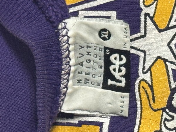 Lee Sweatshirt Tag