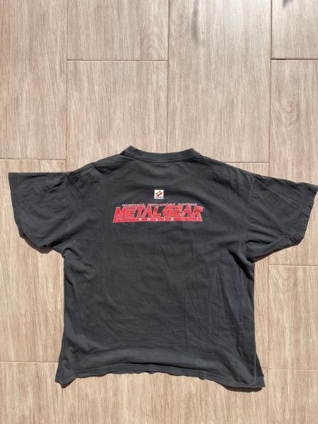 Selling METAL GEAR SOLID 1 promo t shirt