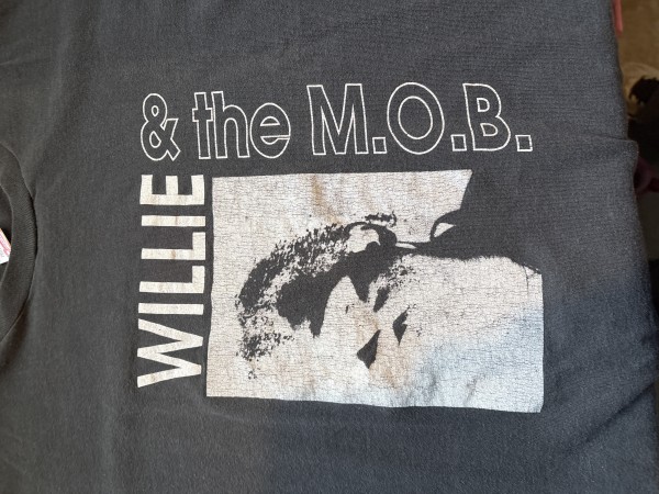 Willie & the M.O.B. Shirt ID