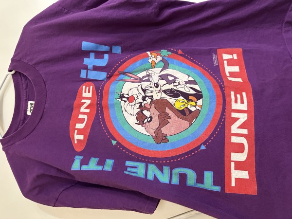 “Tune It” Looney Tunes Purple Made In USA single stitch Anvil Tag 100% Cotton