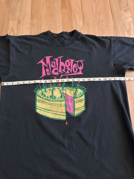 vintage mudhoney cake t-shirt