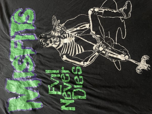 90s and misfits evil never dies tee