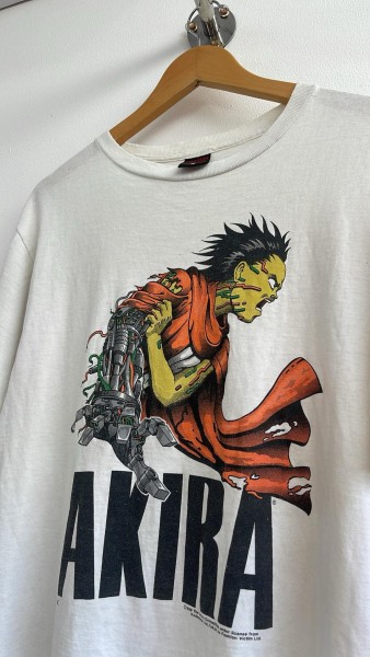 Vintage Akira Fashion Victim T-Shirt