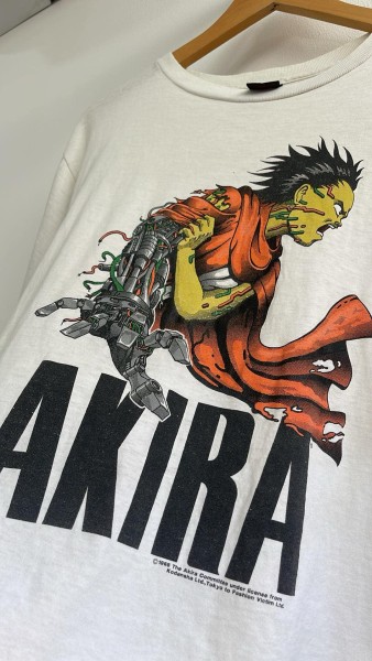 Vintage Akira Fashion Victim T-Shirt