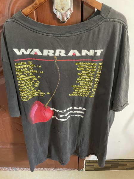 warrant Cherry Pie vintage tee 1990
