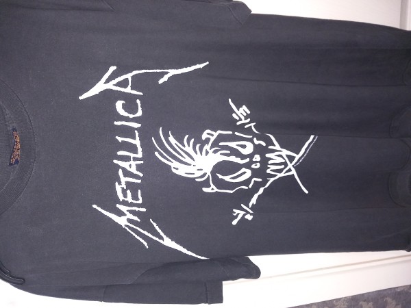 metallica roam brockum worldwide t-shirt legit?