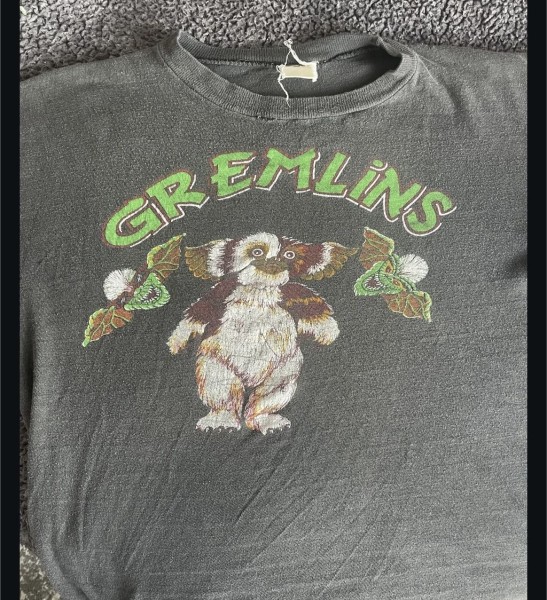 1980s GREMLINS movie tee?