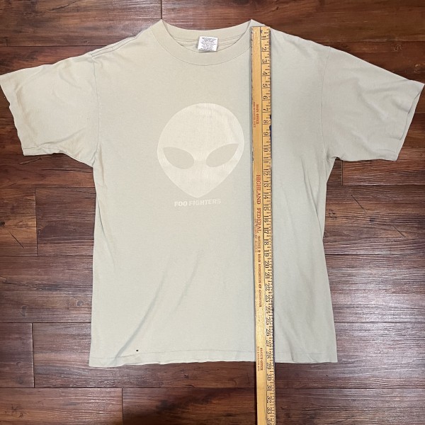 Legit Check 1995 Foo Figthers Roswell Records T-Shirt