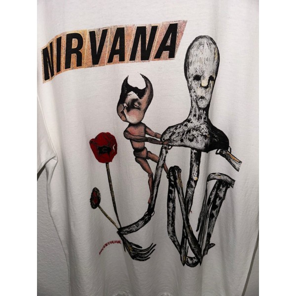 fake nirvana incesticide on a giant tag