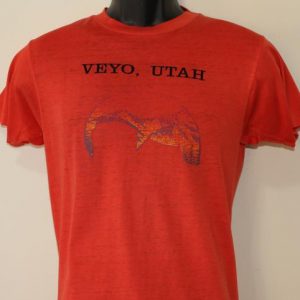 Veyo Utah mountains vintage red burnout t-shirt Small