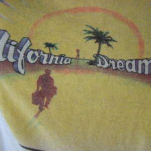 ORIGINAL VINTAGE 1979 "CALIFORNIA DREAMING" MOVIE T SHIRT