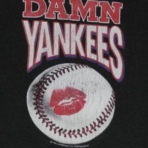 Vintage 1990s DAMN YANKEES Baseball T-Shirt