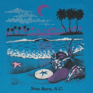 Vintage 1980s New Bern North Carolina Blue T-Shirt