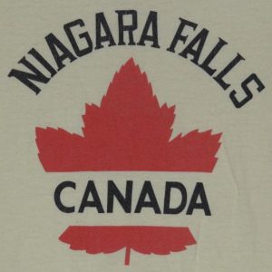 Vintage 1980s Niagara Falls Canada Maple Leaf T-Shirt