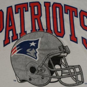 Vintage 1990s New England Patriots Football Helmet T-Shirt