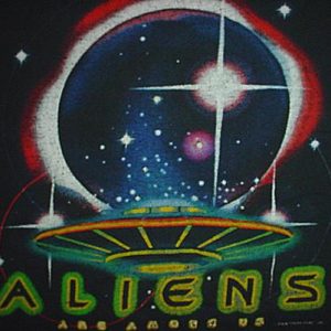 Vintage Aliens Are Among Us T-Shirt sci-fi L