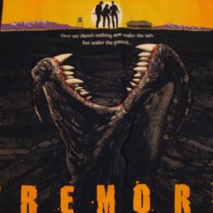 Vintage Tremors T-Shirt Kevin Bacon Horror 1980s M