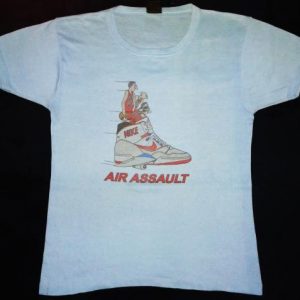 VINTAGE NIKE AIR ASSAULT T-SHIRT