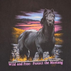 Vintage 90s 3D Emblem Protect the Mustang Wild & Free Tee M