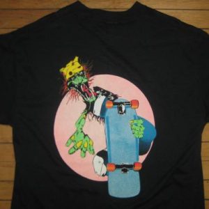 vintage 1980's skateboarding lizard t-shirt, soft and thin