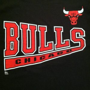 Vintage 1990's Chicago Bulls basketball t-shirt