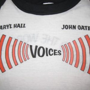 Vintage 1980 Hall And Oates raglan t-shirt, large