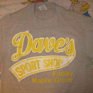 Vintage 1980s "Dave's Sport Shop" t-shirt, crazy soft & thin