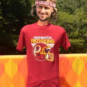 vintage washington REDSKINS nfl football helmet t-shirt 80s