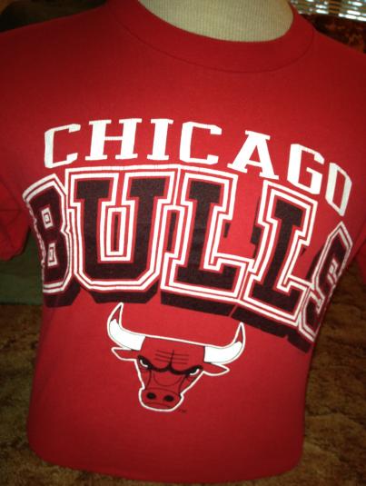 1990 Logo 7 Chicago Bulls shirt