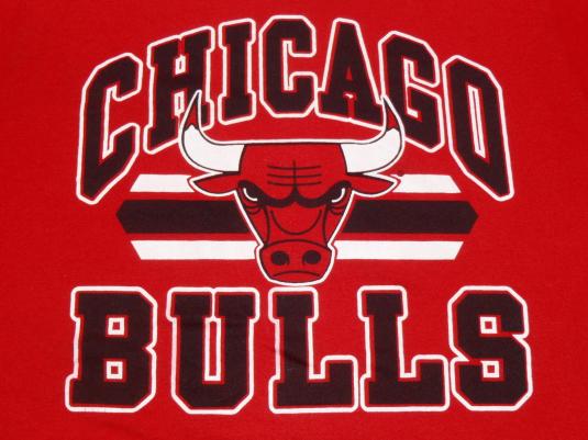 Vintage 1980s Red Chicago Bulls NBA Throwback T-Shirt M