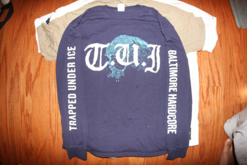 Vintage Trapped Under Ice thangs tee