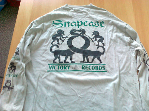 Vintage Snapcase alien bulldog shirt tee