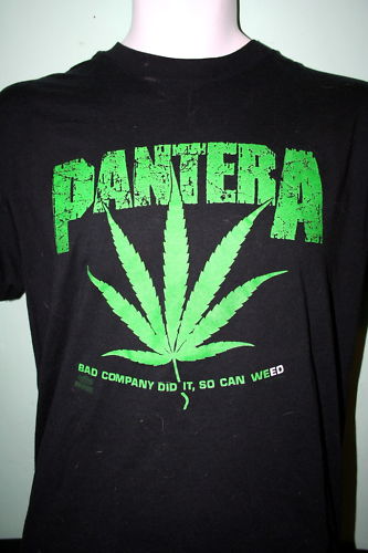 Vintage Smoke Weed Every Metal Monday. tee