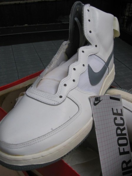 wang vervolging Ounce Buy Vintage Nike Air Force I (1982) Sneakers Shoes