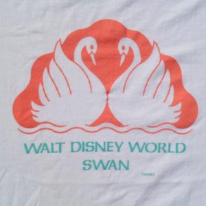 Vintage 1980s Walt Disney World Swan Hotel Resort T-Shirt L