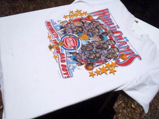 Is this 1989 Pistons championship shirt officially on sale anywhere? Or do  I need to find one on ? : r/DetroitPistons