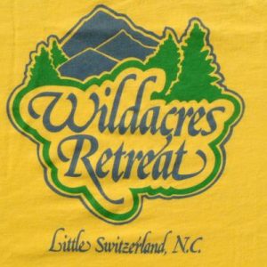 Vintage 1980s Little Switzerland NC Yellow Tourist T-Shirt S