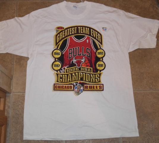 Vintage 80s Chicago Bulls Champion T-shirt XL Deadstock NBA