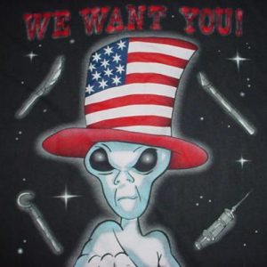 Vintage Alien Abduction We Want You T-Shirt M