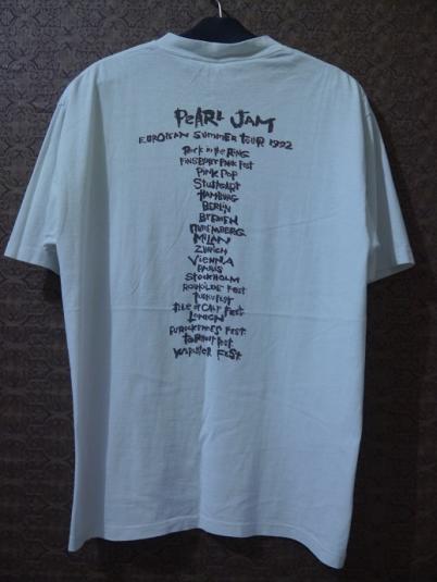 1992 PEARL JAM Don’t Give Up European Summer Tour T-Shirt | Defunkd