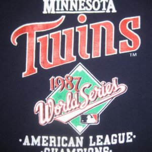 Vintage 1987 Minnesota Twins t-shirt, Large