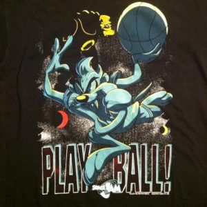 Vintage 1996 Space Jam basketball movie t-shirt