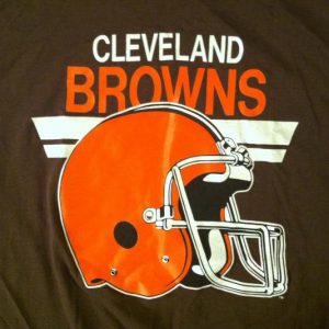 Vintage 1980's Cleveland Browns NFL football helmet t-shirt