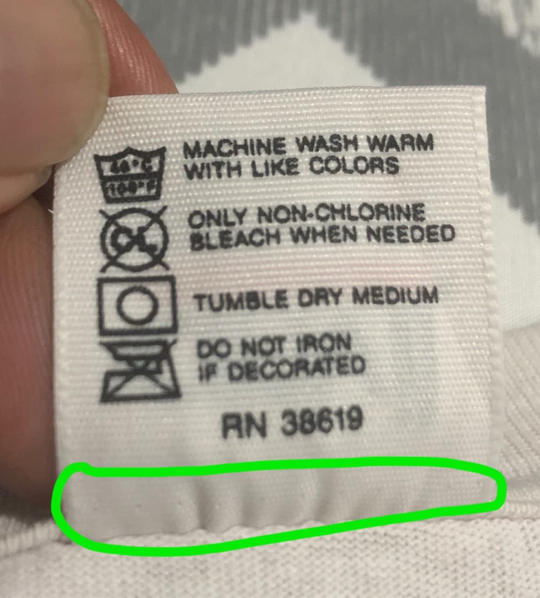 How to Determine if a Vintage T-Shirt Tag Has Been Sewn-In